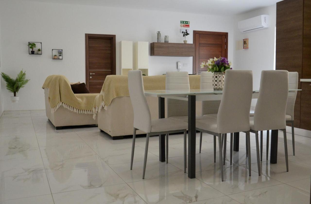 Lorenza Letting Apartment Marsaxlokk Esterno foto