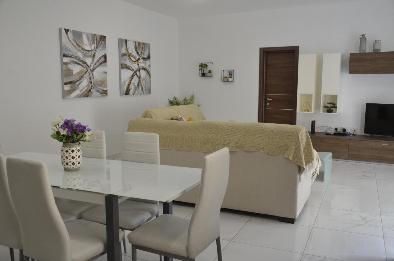 Lorenza Letting Apartment Marsaxlokk Esterno foto