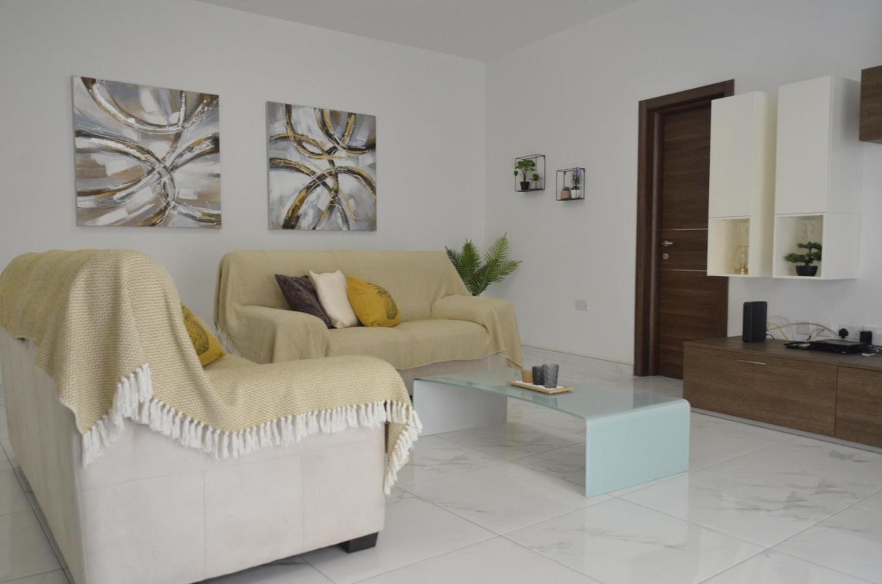 Lorenza Letting Apartment Marsaxlokk Esterno foto